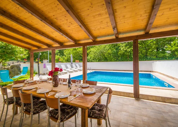 Nyaraló Ripenda, A Private Istrian Haven With A Pool Strmac
