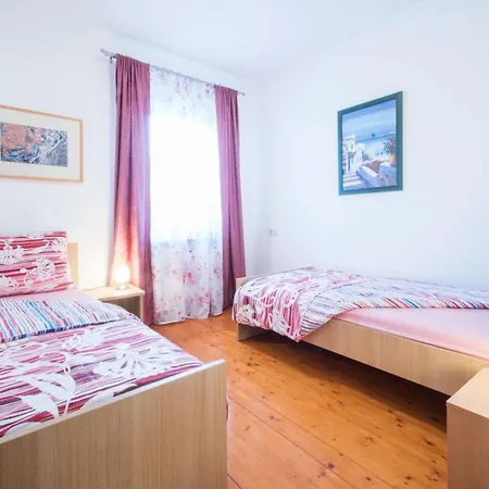 Ripenda, A Private Istrian Haven With A Pool Ferienhaus