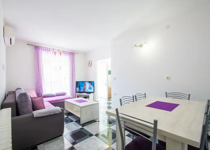 Vikendica Ripenda, A Private Istrian Haven With A Pool Strmac